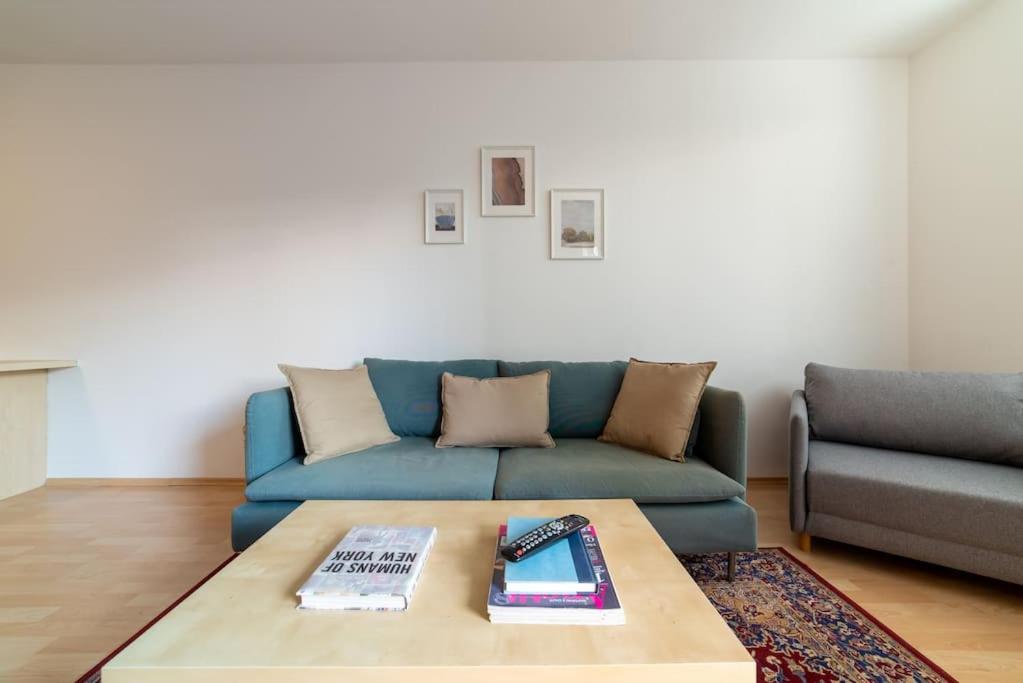 Grape Apartment Bratislava Ngoại thất bức ảnh